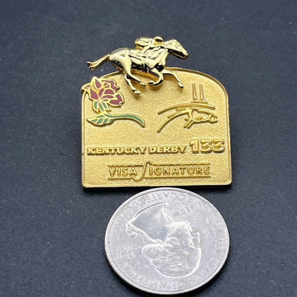 Kentucky Derby 133 Horse Racing Visa‎ Signature Credit Card Lapel Hat Pin